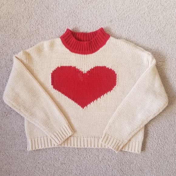 Forever 21 heart sweater Clearance